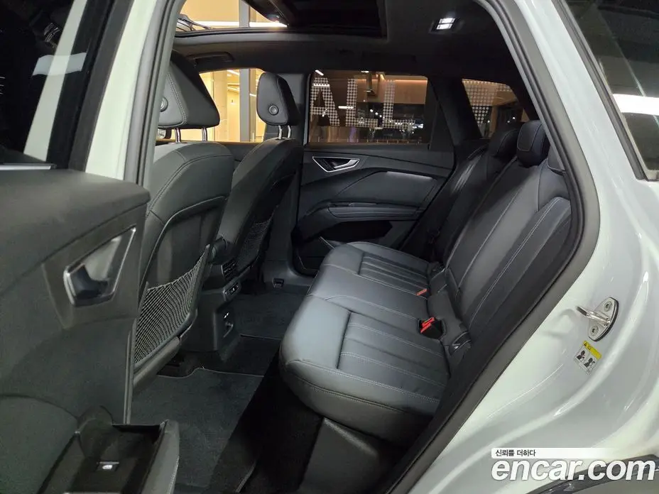 Audi Q4 e-tron 2025 автомат (гидро), фото 9