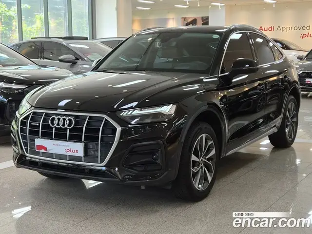 Audi Q5, 2023, 16 900 км
