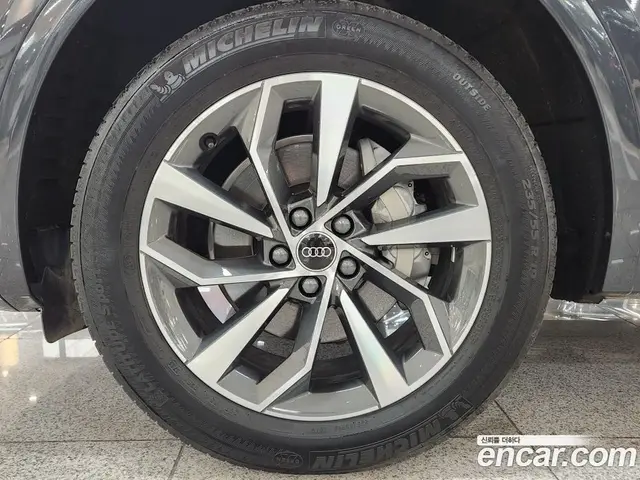 Audi Q5 2023 2.0 автомат (гидро), миниатюра 5