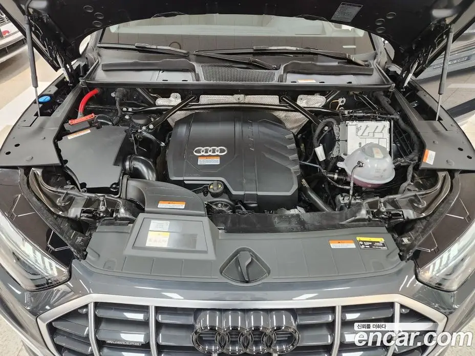 Audi Q5 2023 2.0 автомат (гидро), фото 6