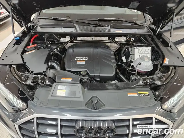 Audi Q5 2023 2.0 автомат (гидро), миниатюра 6