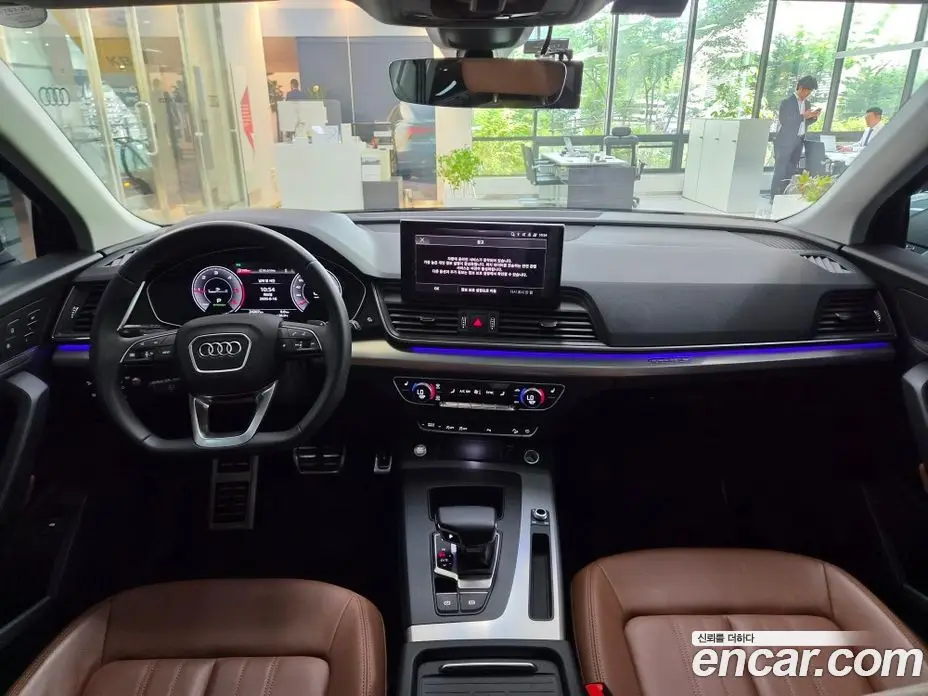 Audi Q5 2023 2.0 автомат (гидро), фото 7