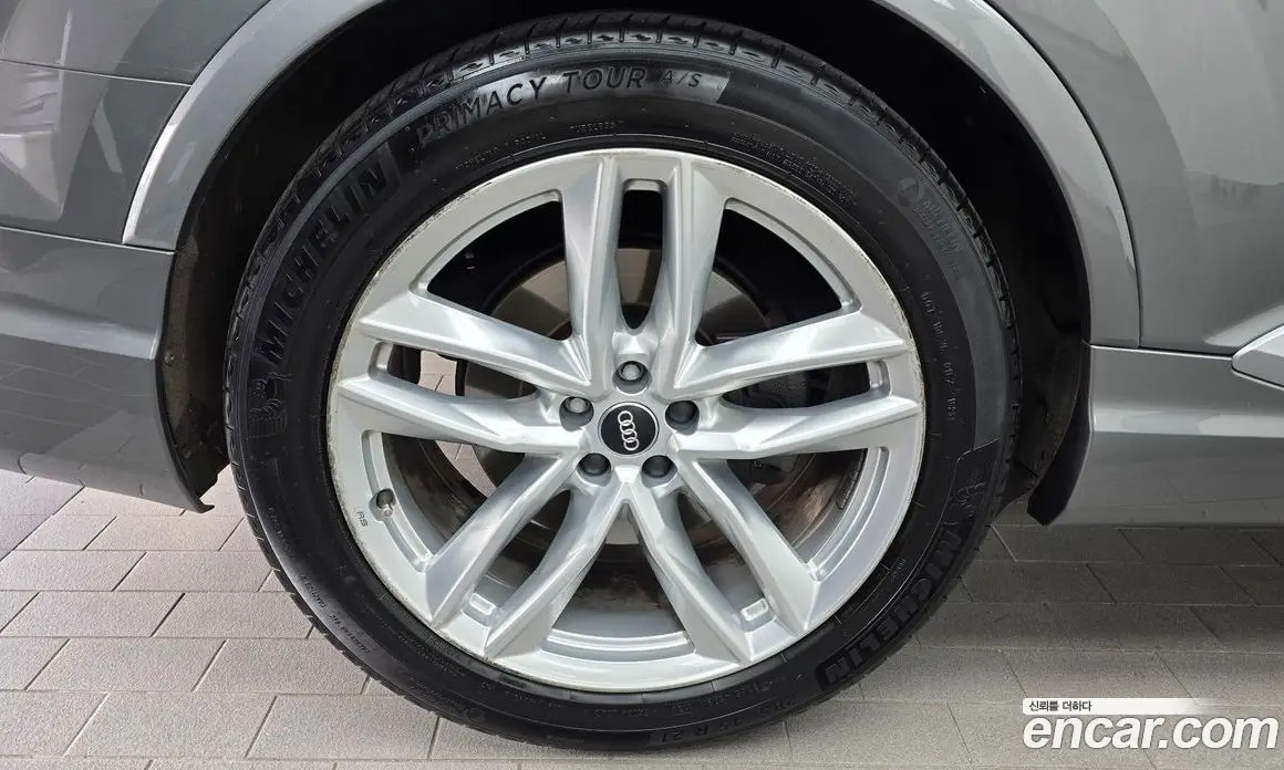Audi Q7 2016 3.0 автомат (гидро), фото 5