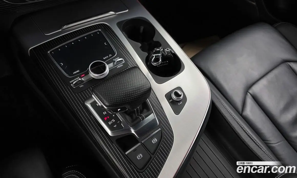 Audi Q7 2016 3.0 автомат (гидро), фото 9