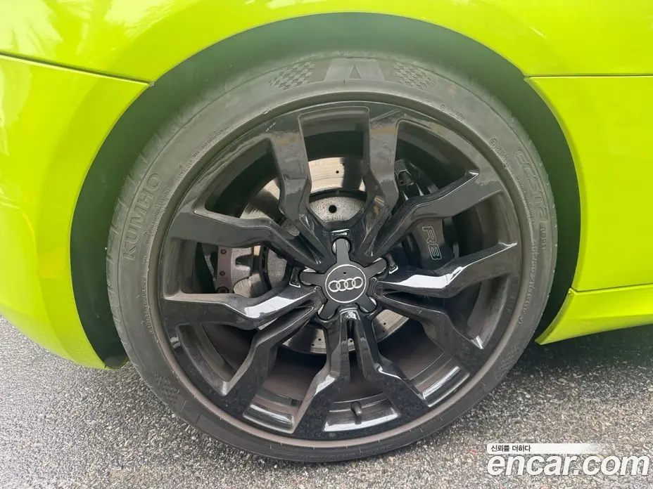 Audi R8 2010 5.2 автомат (гидро), фото 4