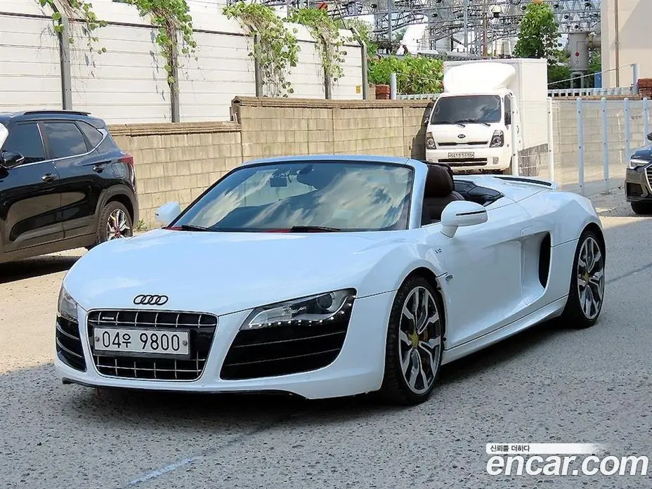 Audi R8 2011 5.2 автомат (гидро), фото 6
