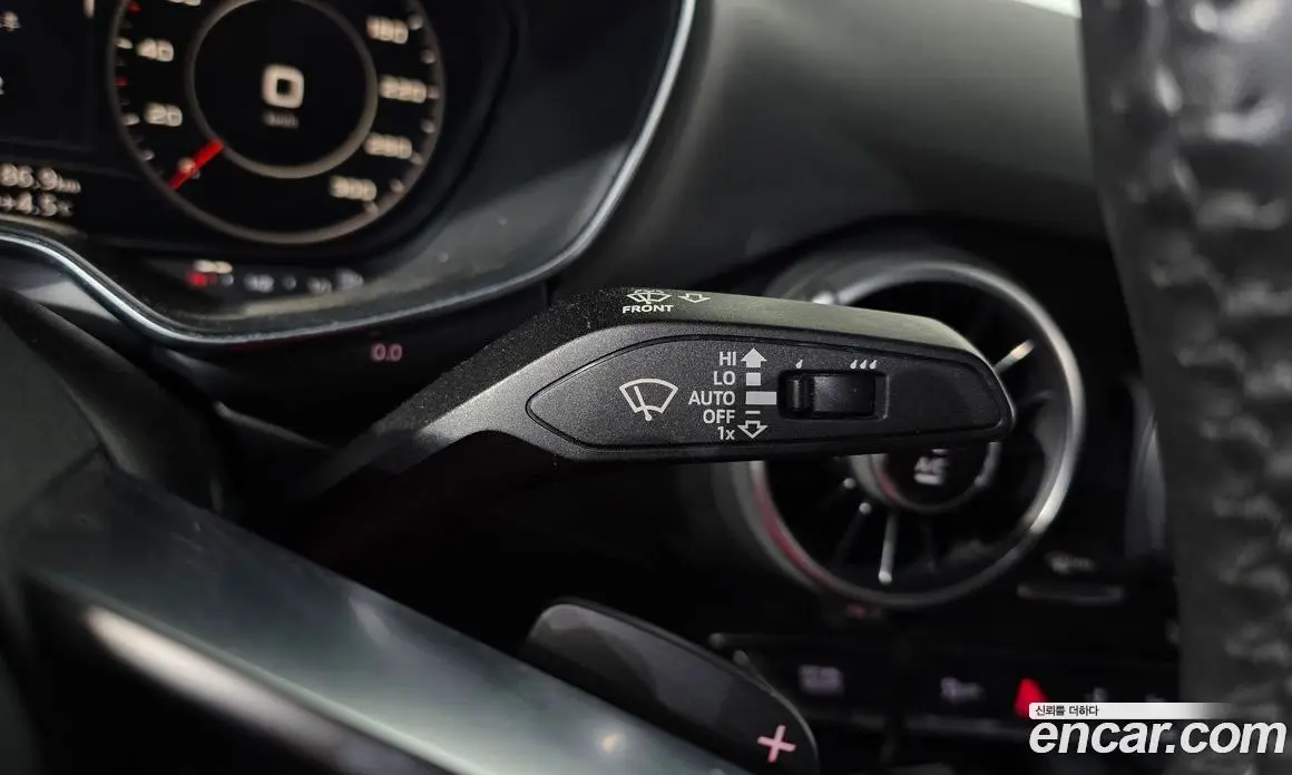 Audi TT 2015 2.0 автомат (гидро), фото 18