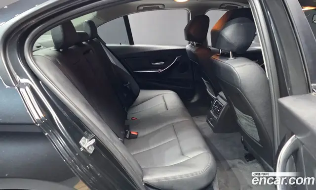 BMW 3 серия 2017 2.0 автомат (гидро), миниатюра 12