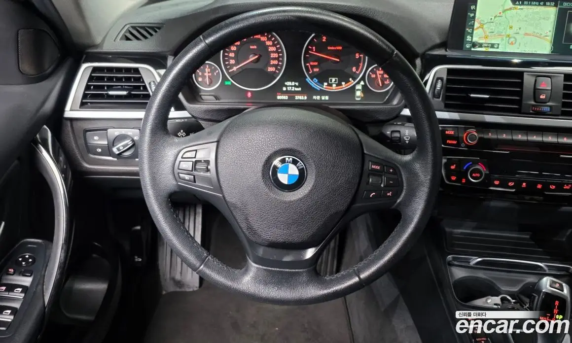 BMW 3 серия 2017 2.0 автомат (гидро), фото 13