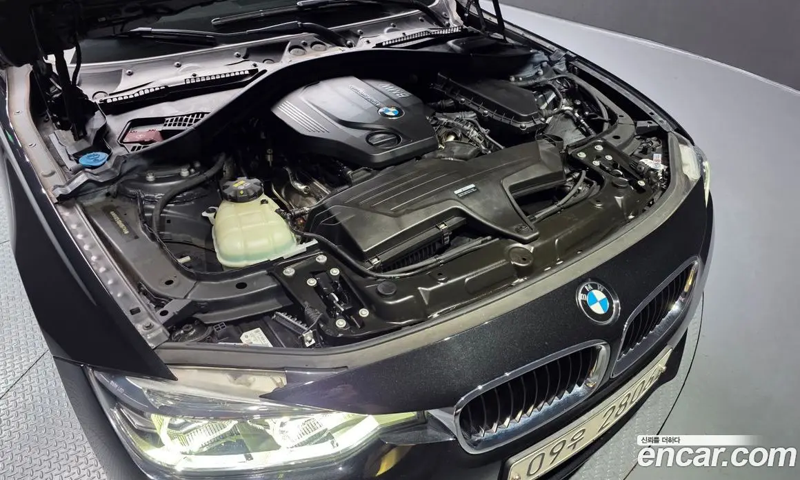 BMW 3 серия 2017 2.0 автомат (гидро), фото 6