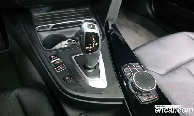 BMW 3 серия 2017 2.0 автомат (гидро), миниатюра 9