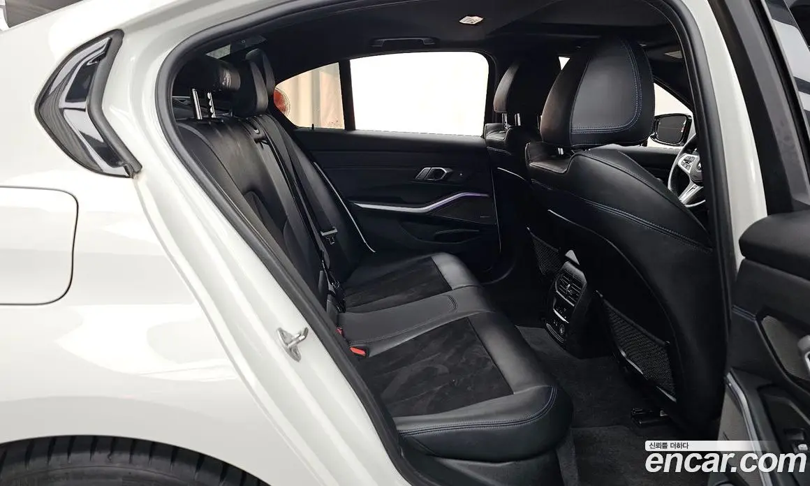BMW 3 серия 2020 2.0 автомат (гидро), фото 12