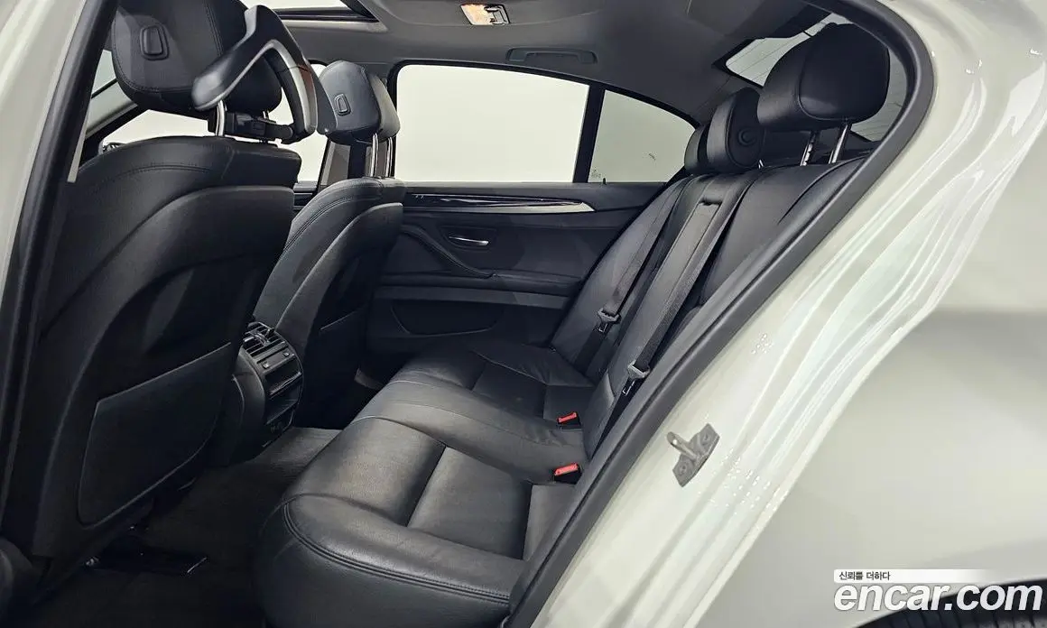BMW 5 серия 2015 2.0 автомат (гидро), фото 15