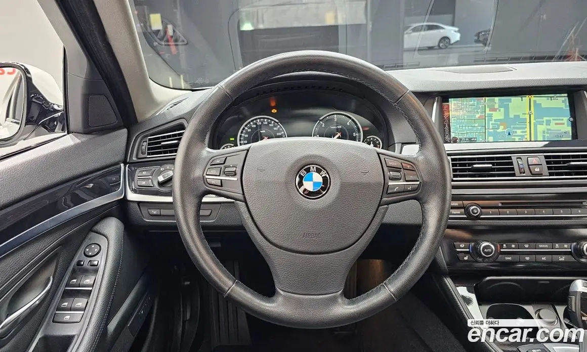 BMW 5 серия 2015 2.0 автомат (гидро), фото 18