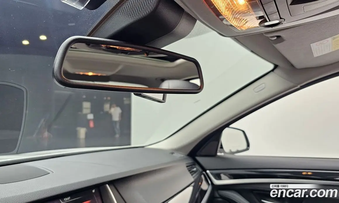 BMW 5 серия 2015 2.0 автомат (гидро), фото 28