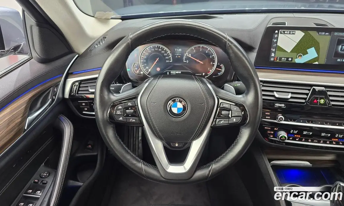 BMW 5 серия 2018 2.0 автомат (гидро), фото 13