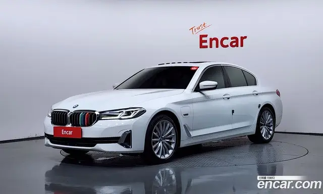 BMW 5 серия, 2022, 38 121 км