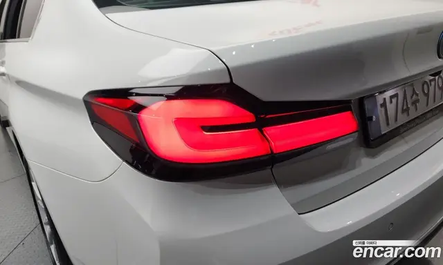 BMW 5 серия 2022 2.0 автомат (гидро), миниатюра 9