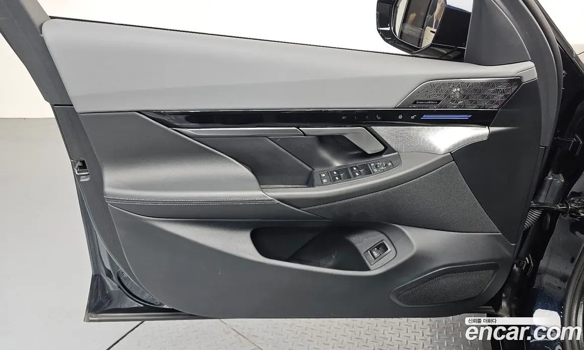 BMW 5 серия 2024 2.0 автомат (гидро), фото 14