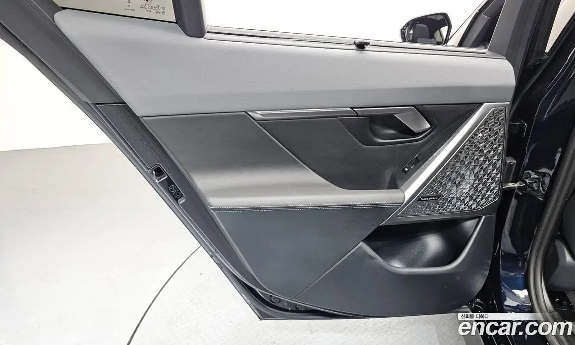 BMW 5 серия 2024 2.0 автомат (гидро), фото 15