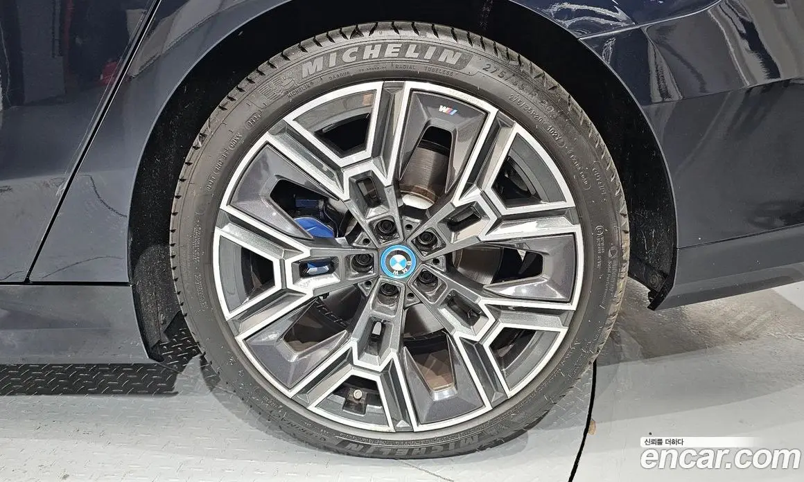 BMW 5 серия 2024 2.0 автомат (гидро), фото 7
