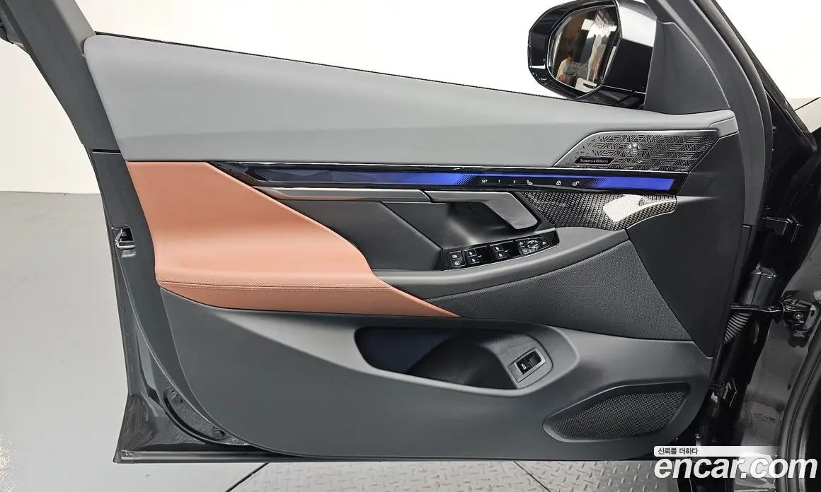 BMW 5 серия 2025 2.0 автомат (гидро), фото 14