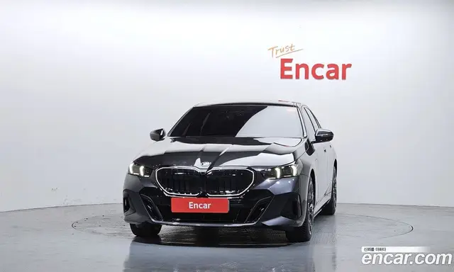 BMW 5 серия 2025 2.0 автомат (гидро), миниатюра 3