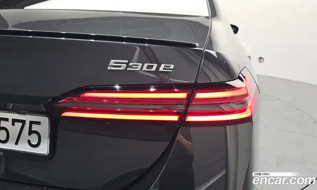 BMW 5 серия 2025 2.0 автомат (гидро), миниатюра 9