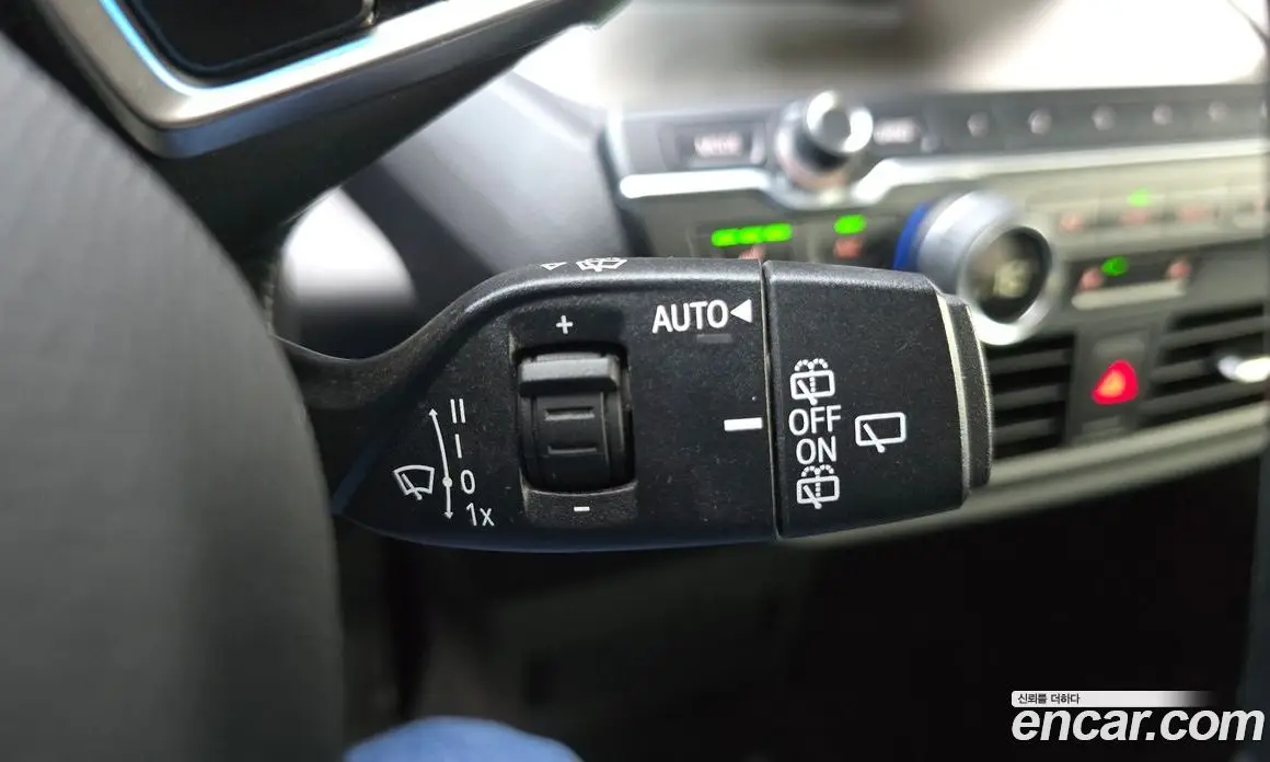 BMW i3 2015 автомат (гидро), фото 16