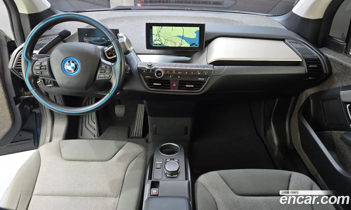 BMW i3 2015 автомат (гидро), фото 7