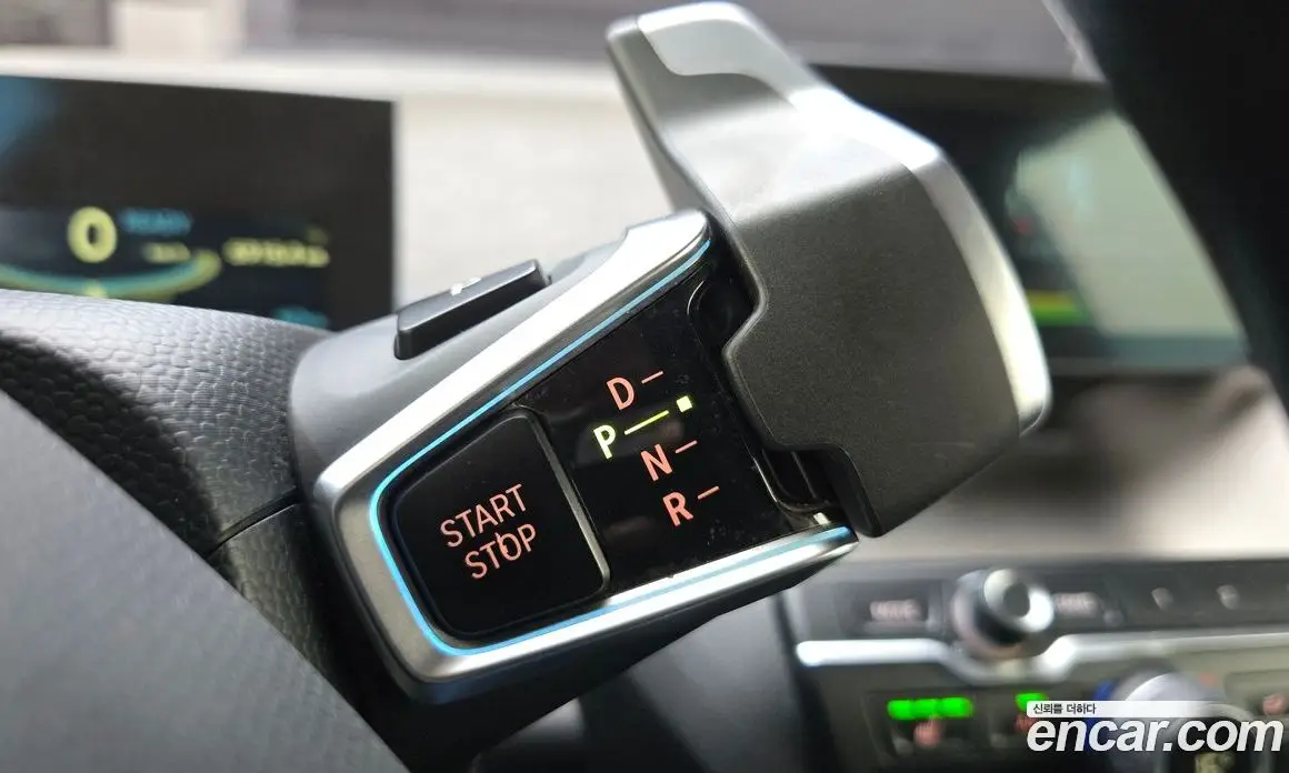 BMW i3 2015 автомат (гидро), фото 9