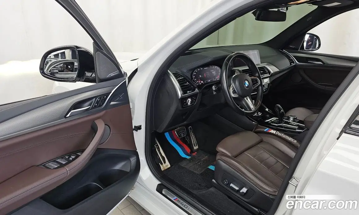 BMW X3 2021 3.0 автомат (гидро), фото 13