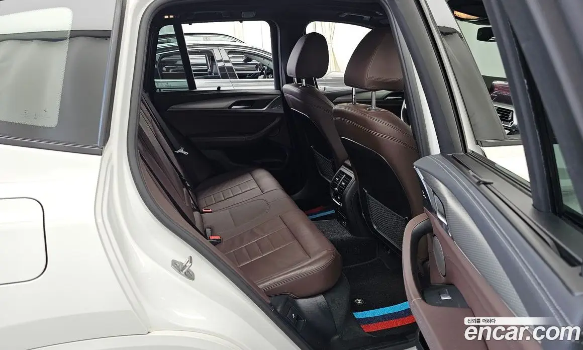 BMW X3 2021 3.0 автомат (гидро), фото 18