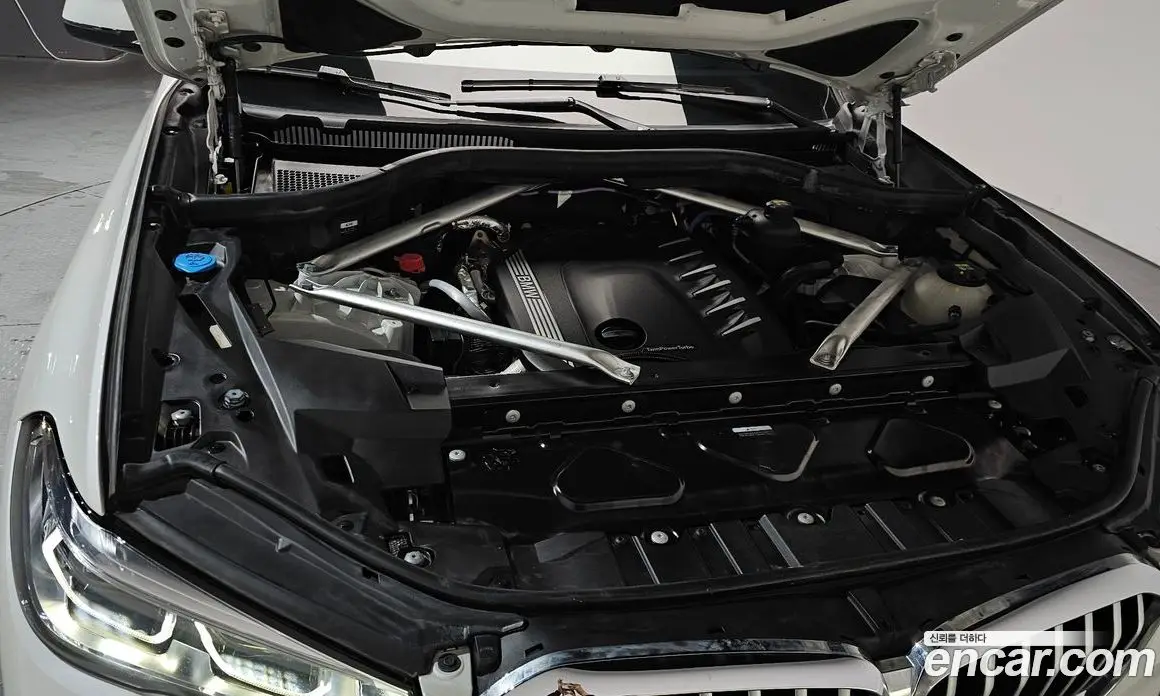 BMW X5 2022 3.0 автомат (гидро), фото 5