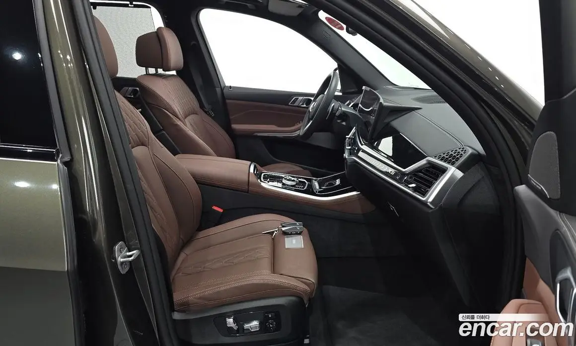 BMW X5 2025 3.0 автомат (гидро), фото 18