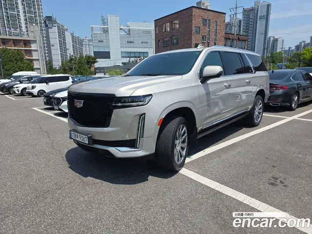 Cadillac Escalade 2021 6.2 автомат (гидро), миниатюра 1 Cadillac Escalade 2021 6.2 автомат (гидро), миниатюра 1