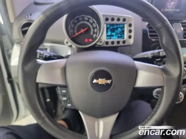 Chevrolet Spark 2013 1.0 автомат (гидро), миниатюра 9