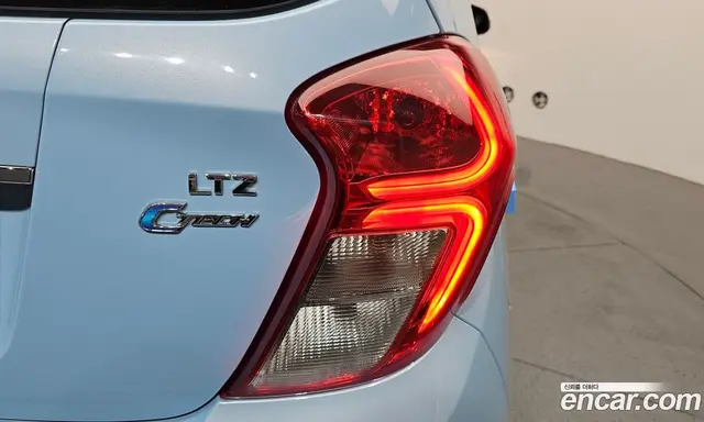 Chevrolet Spark 2015 1.0 автомат (гидро), миниатюра 9