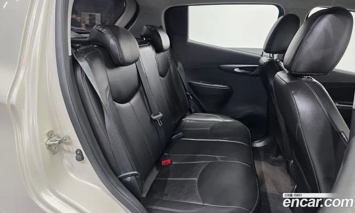Chevrolet Spark 2015 1.0 автомат (гидро), фото 12