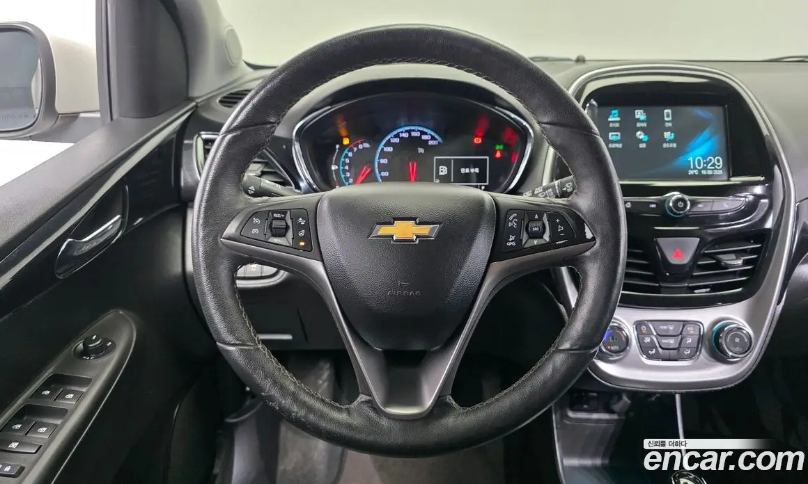 Chevrolet Spark 2015 1.0 автомат (гидро), фото 13