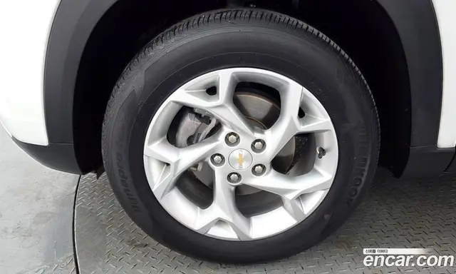 Chevrolet Trax 2023 1.2 автомат (гидро), миниатюра 5
