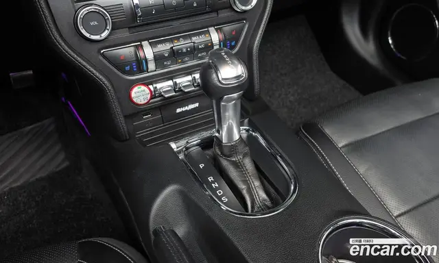 Ford Mustang 2017 2.3 автомат (гидро), миниатюра 12