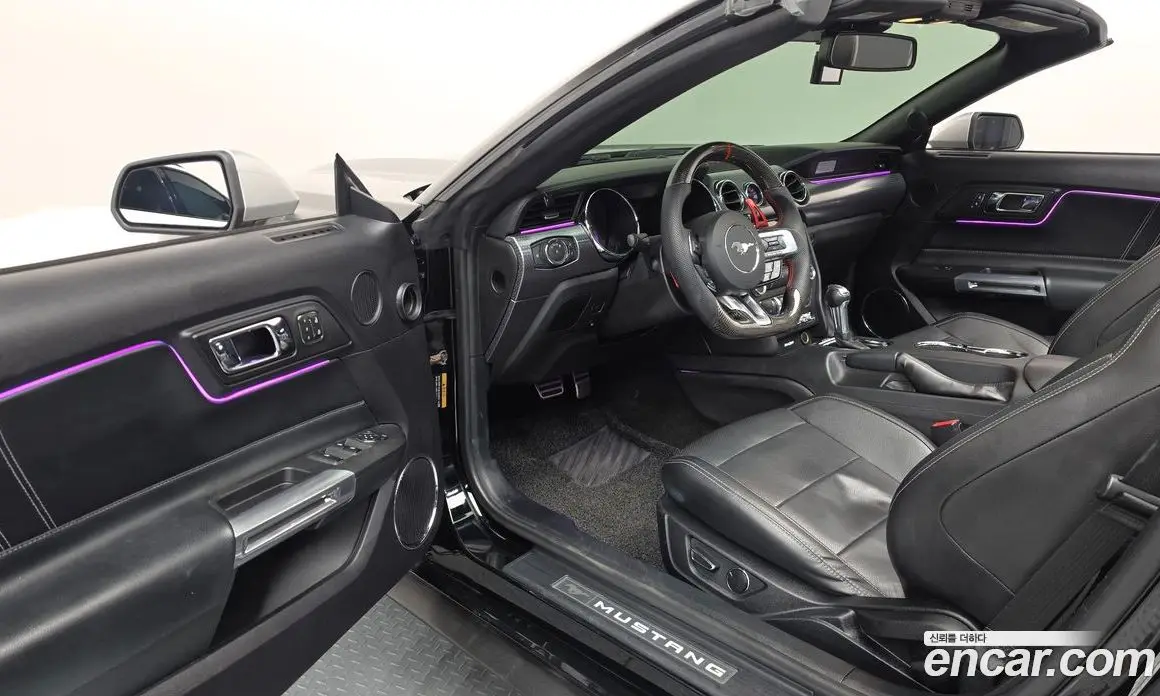 Ford Mustang 2017 2.3 автомат (гидро), фото 13