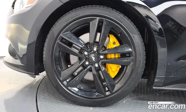 Ford Mustang 2017 2.3 автомат (гидро), миниатюра 5