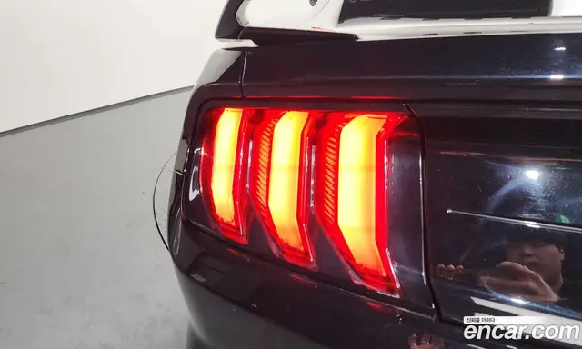 Ford Mustang 2021 2.3 автомат (гидро), миниатюра 9