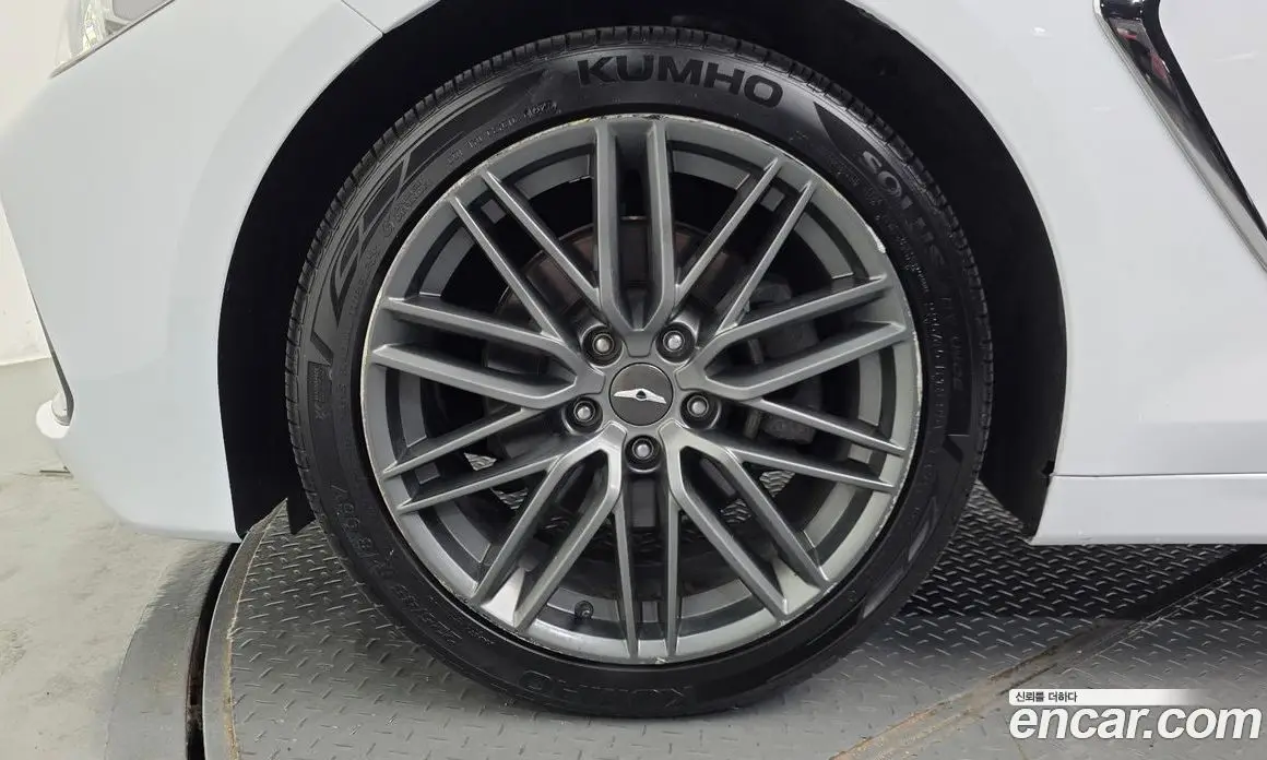 Genesis G70 2018 2.0 автомат (гидро), фото 5