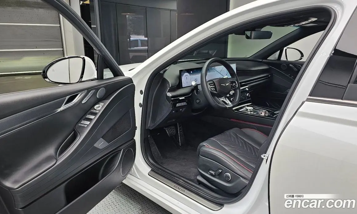 Genesis G80 2024 2.5 автомат (гидро), фото 13