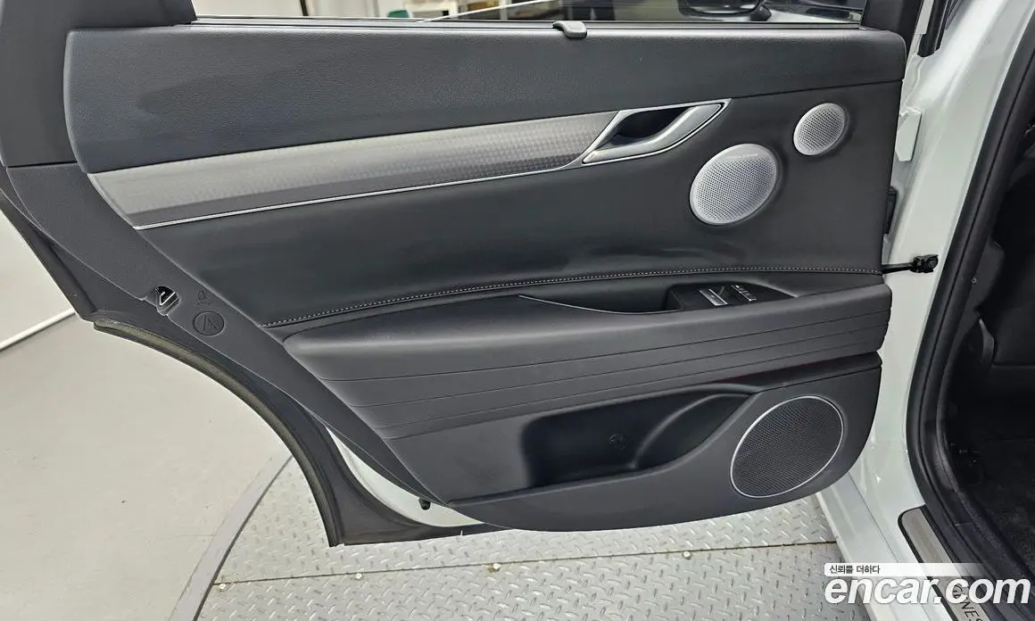 Genesis G80 2024 2.5 автомат (гидро), фото 15