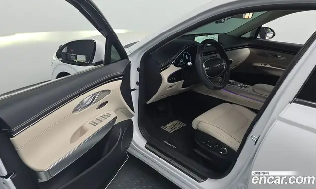 Genesis GV70 2023 2.5 автомат (гидро), миниатюра 12