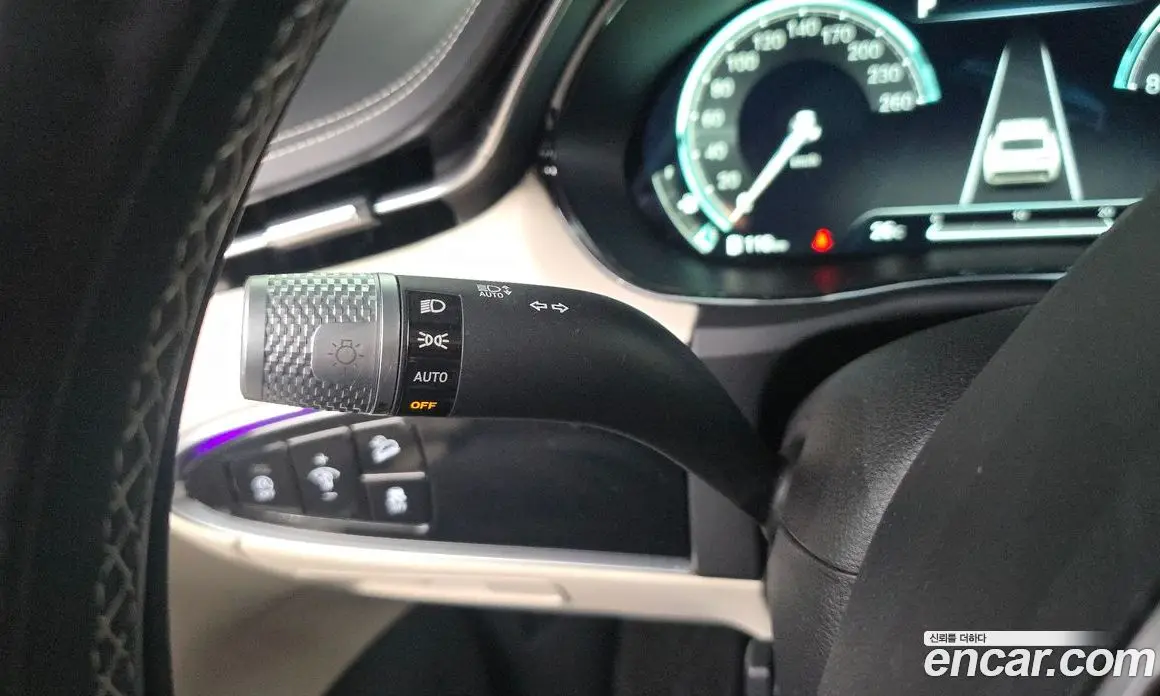 Genesis GV70 2023 2.5 автомат (гидро), фото 28